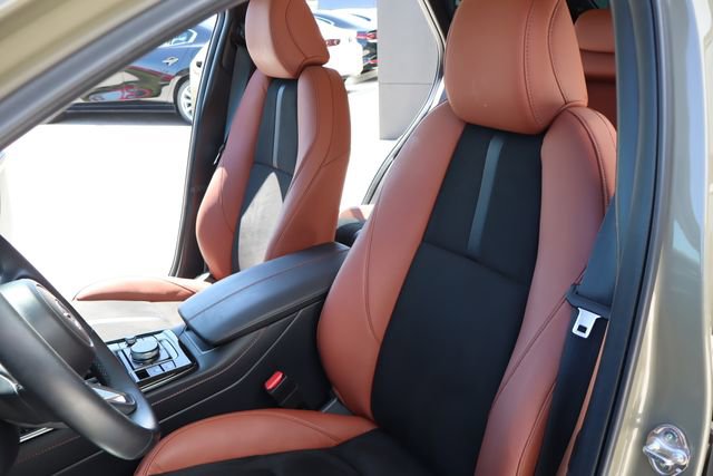 Used 2025 MAZDA CX-30 Carbon image 12