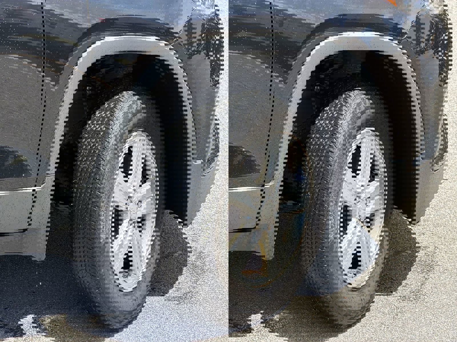 Used 2019 Chevrolet Trax LS AWD/4WD image 12