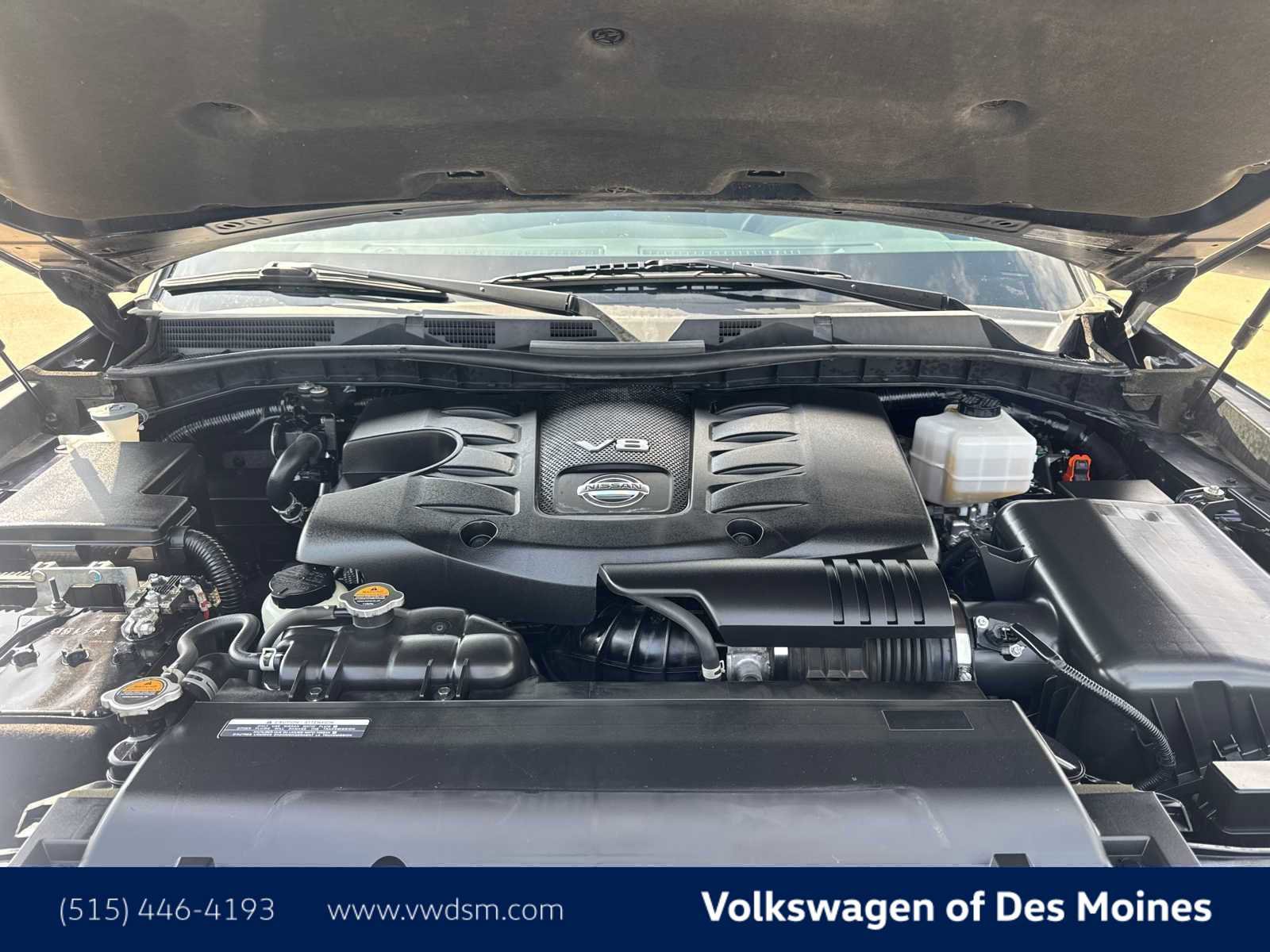 Used 2023 Nissan Armada SL w/ Captain's Chairs Package image 9