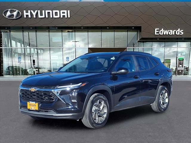 Used 2025 Chevrolet Trax LT w/ LT Convenience Package