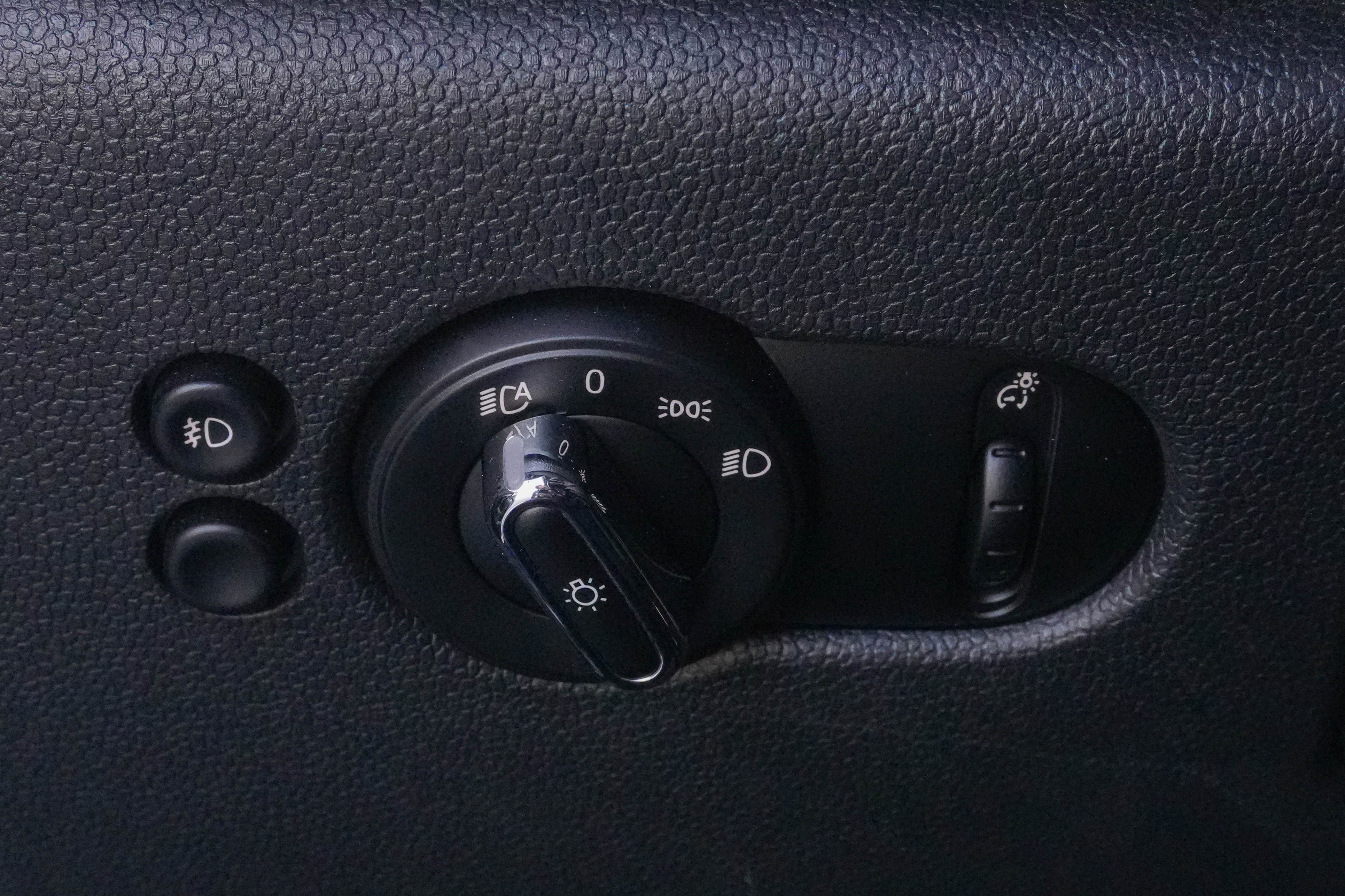 Used 2019 MINI Cooper S image 17
