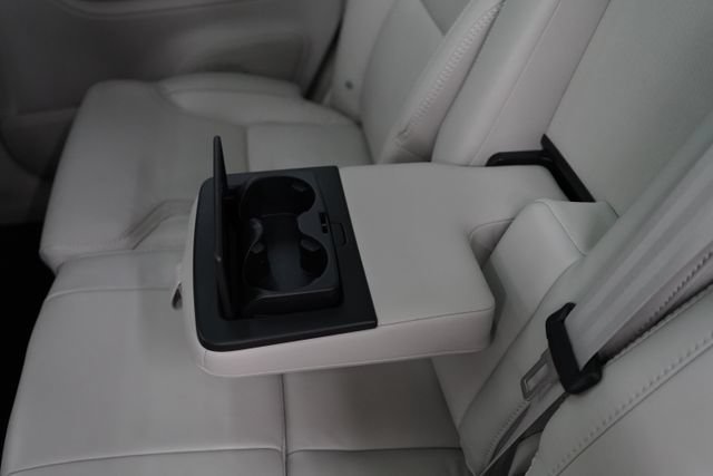 Used 2025 Volvo XC90 B6 Ultra w/ Lounge Package AWD/4WD image 44