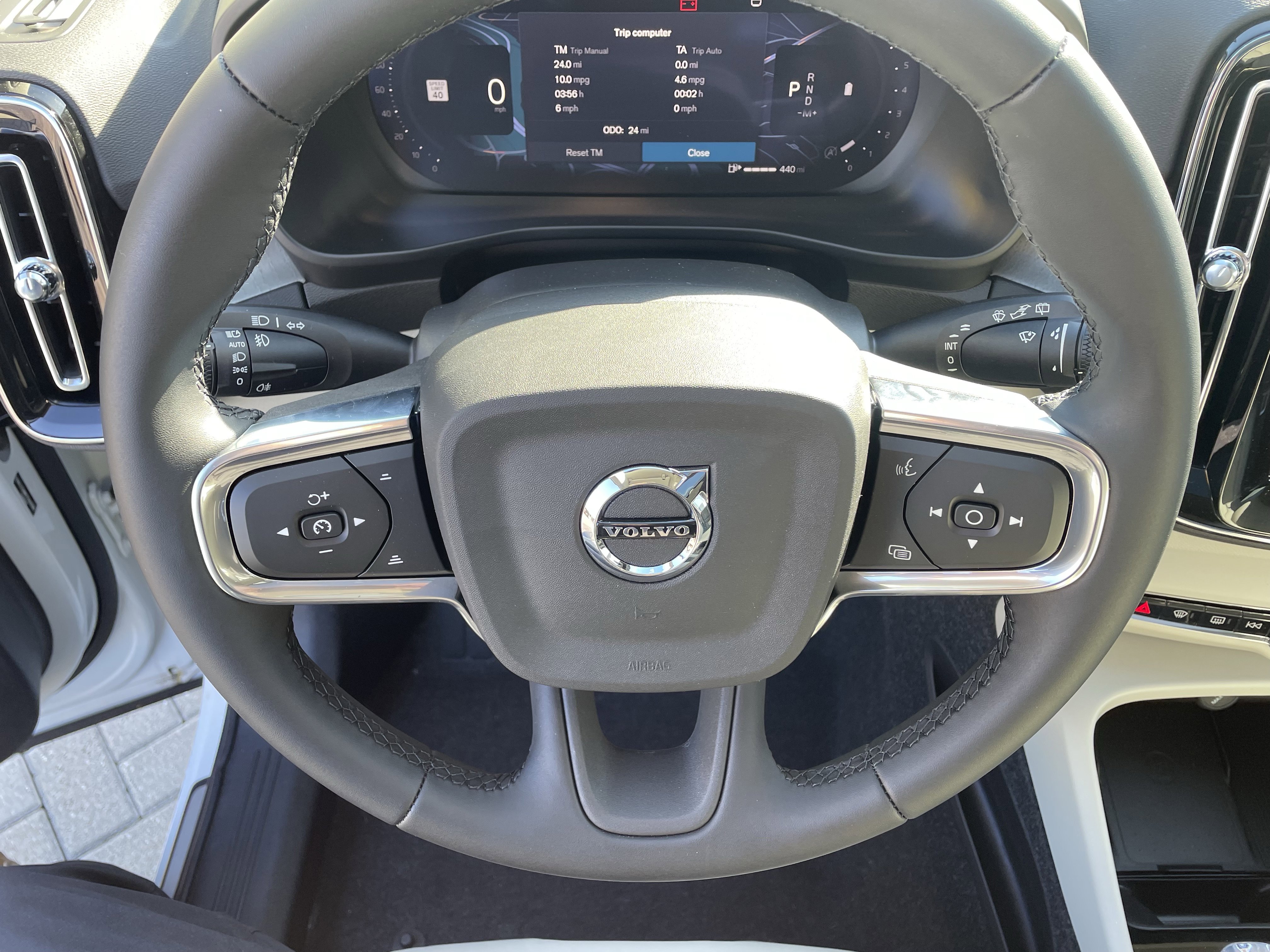 New 2026 Volvo XC40 B5 Ultra w/ Protection Package Premier image 17