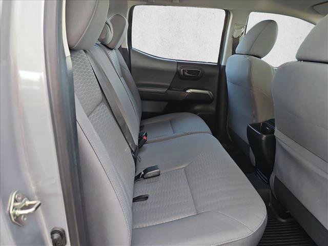 Used 2018 Toyota Tacoma SR5 RWD image 16