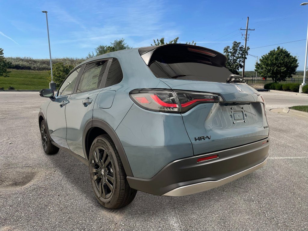 New 2027 Honda HR-V Sport image 4