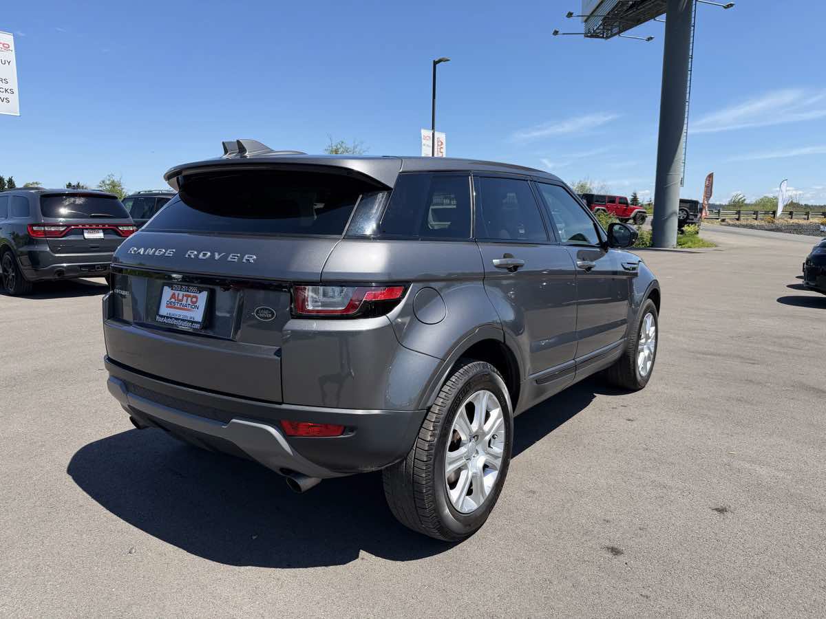 Used 2019 Land Rover Range Rover Evoque SE AWD/4WD image 8