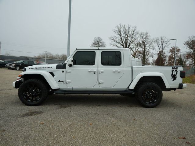 Used 2021 Jeep Gladiator Overland image 4
