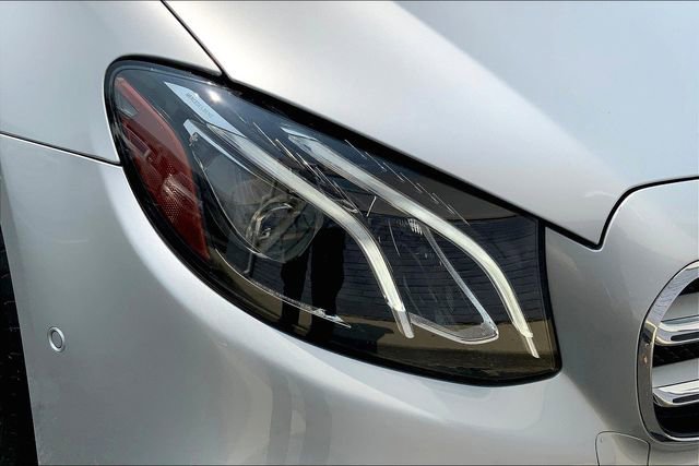 Used 2019 Mercedes-Benz E 300 4MATIC image 24