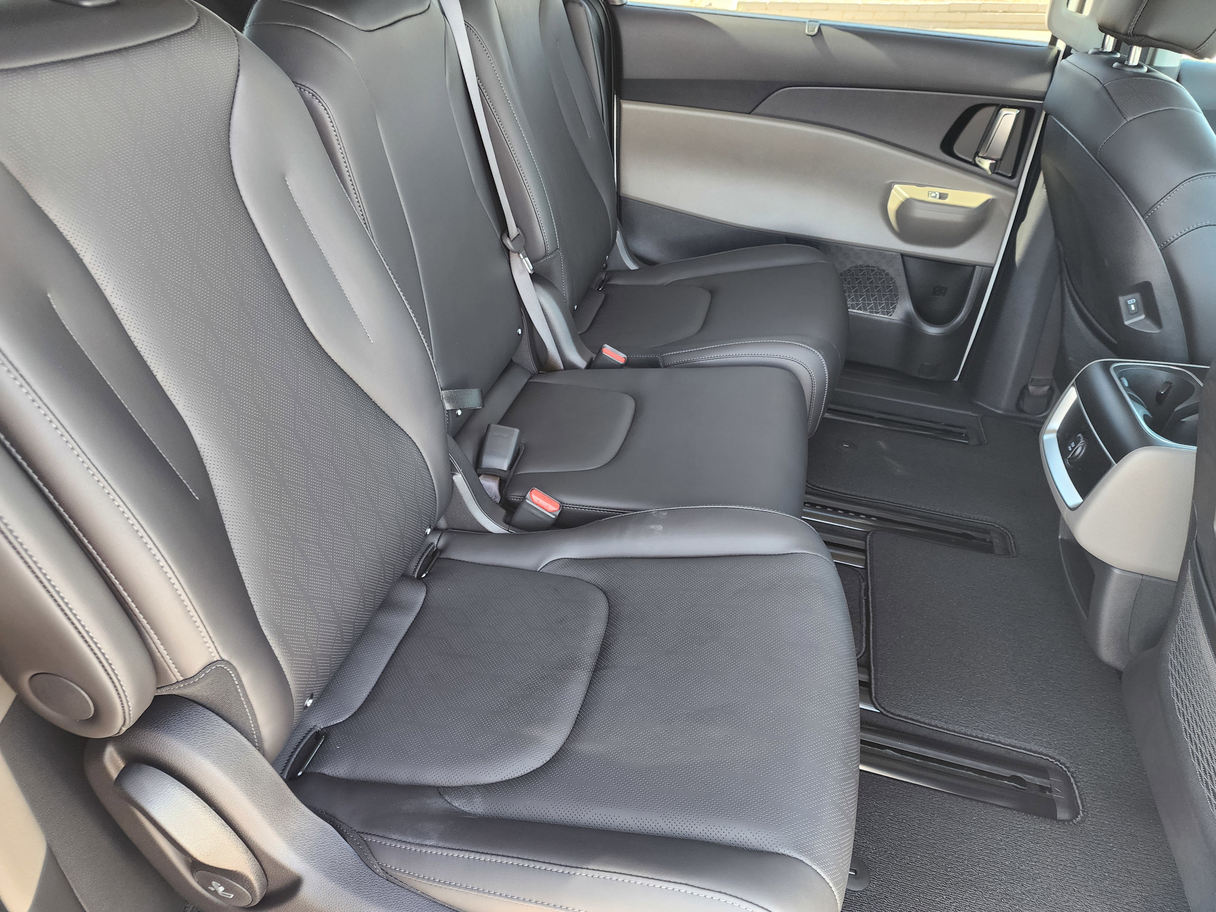 New 2026 Kia Carnival EX image 10
