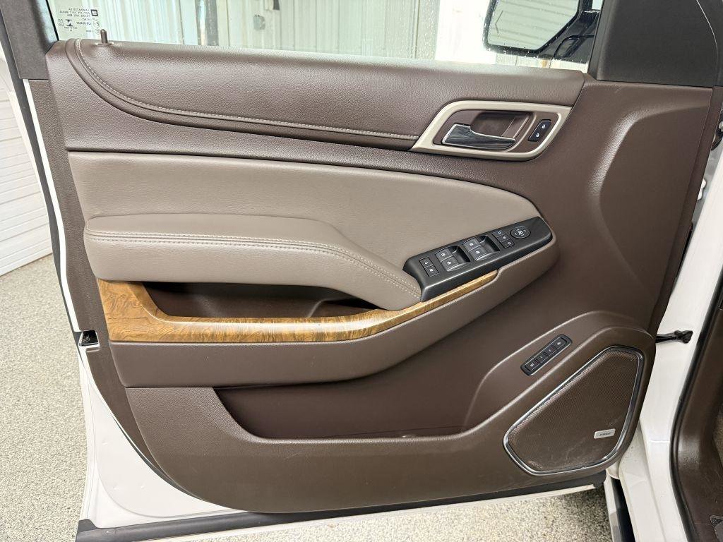 Used 2019 GMC Yukon XL Denali w/ Denali Ultimate Package AWD/4WD image 24