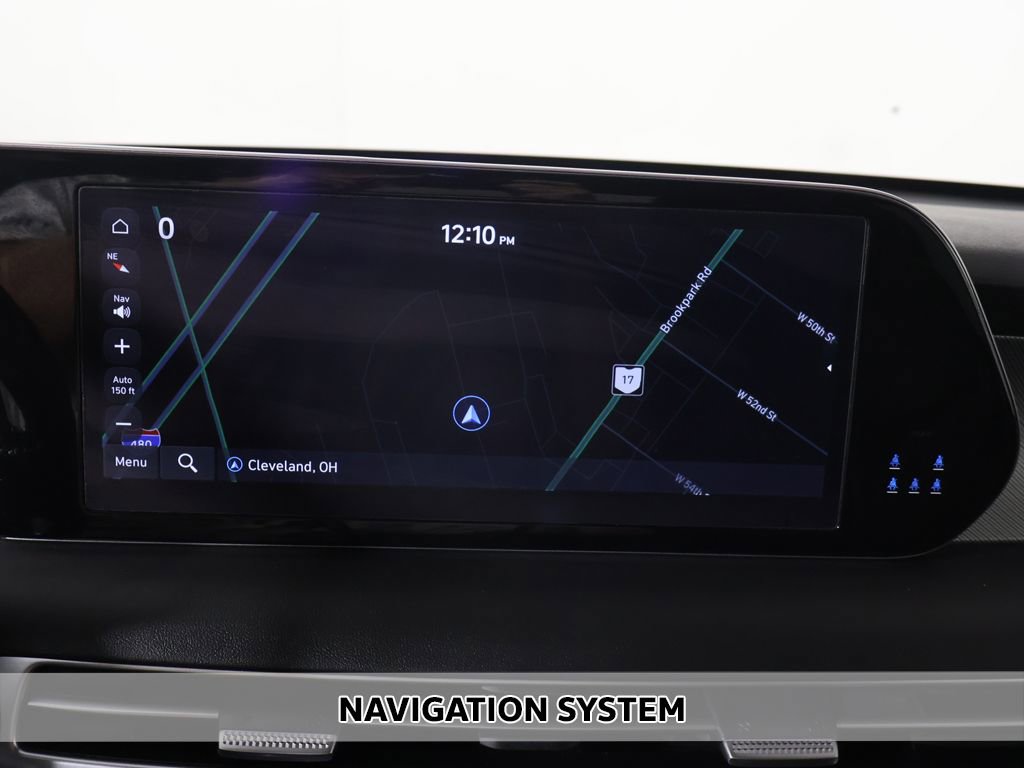 Used 2024 Hyundai Palisade SEL w/ Premium Package FWD image 3