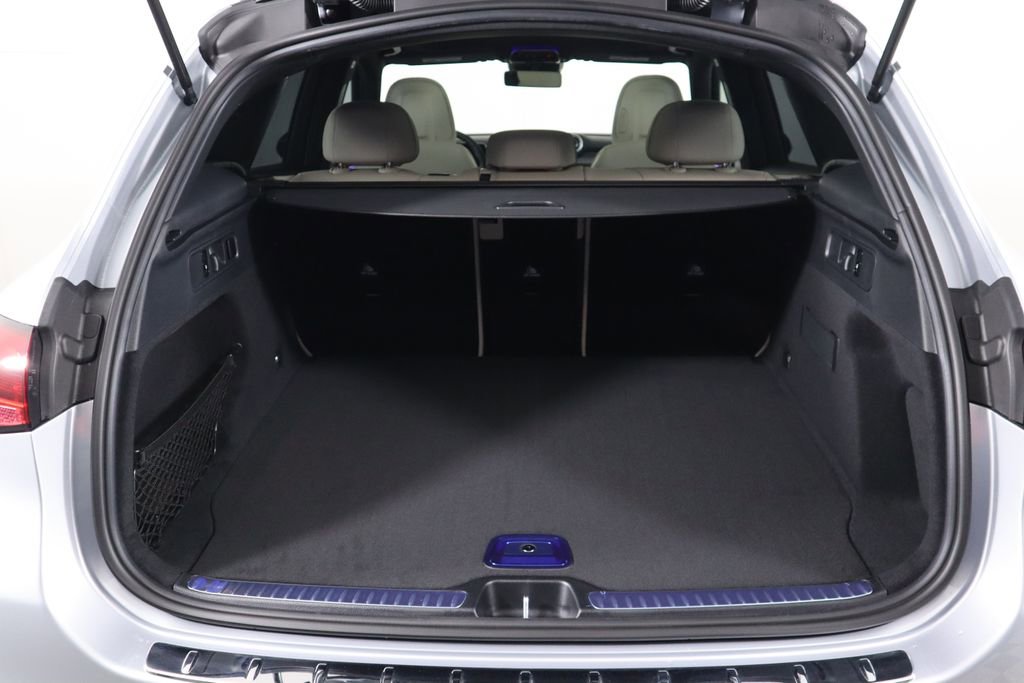 Certified 2025 Mercedes-Benz GLC 300 image 29