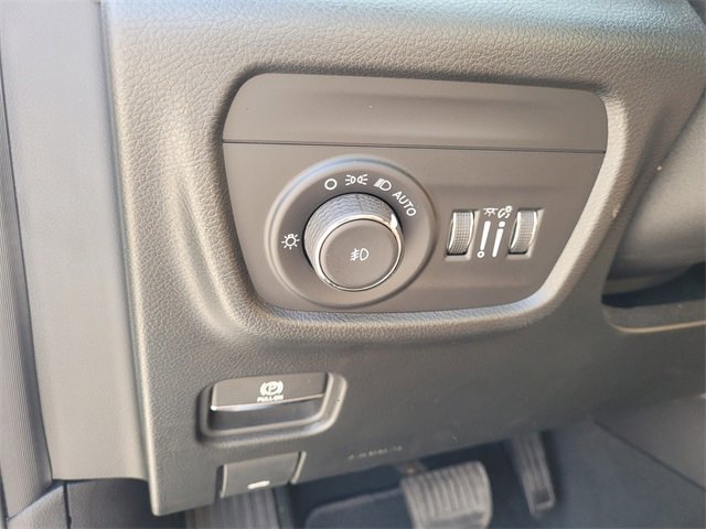 Used 2023 Jeep Grand Cherokee L Summit w/ Advanced Protech Group IV image 23