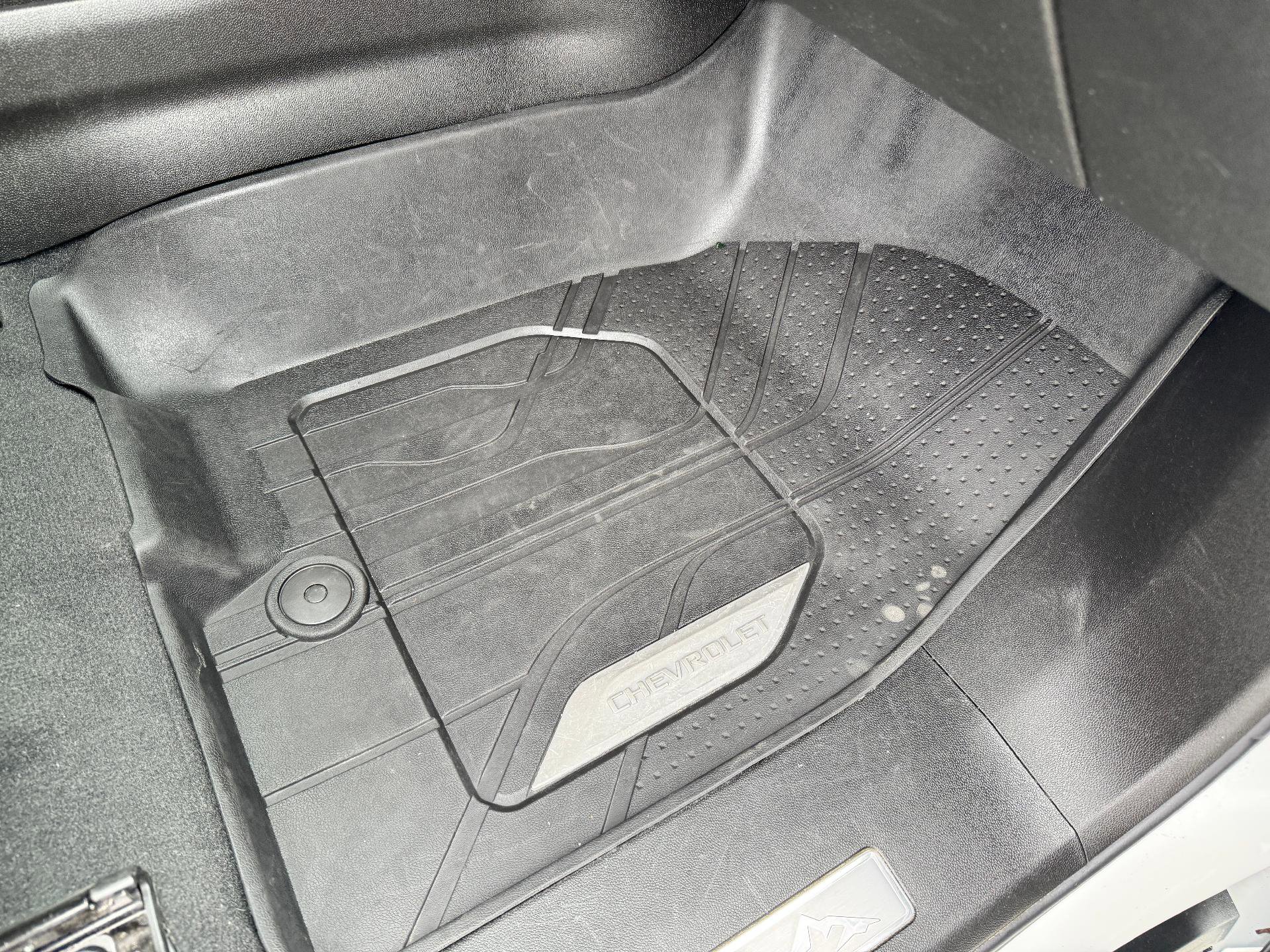 Used 2024 Chevrolet Tahoe High Country image 24