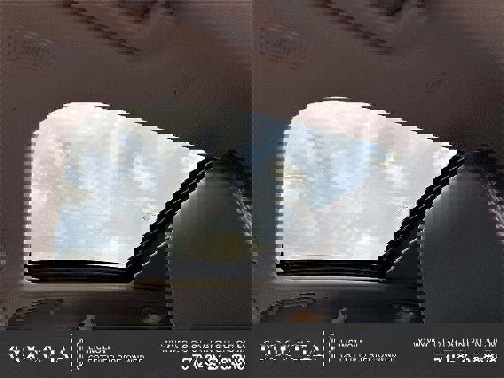 Certified 2023 Lincoln Nautilus Reserve image 33