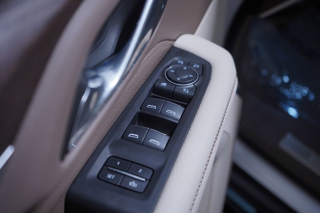 Used 2024 GMC Yukon Denali w/ Advanced Technology Package image 17