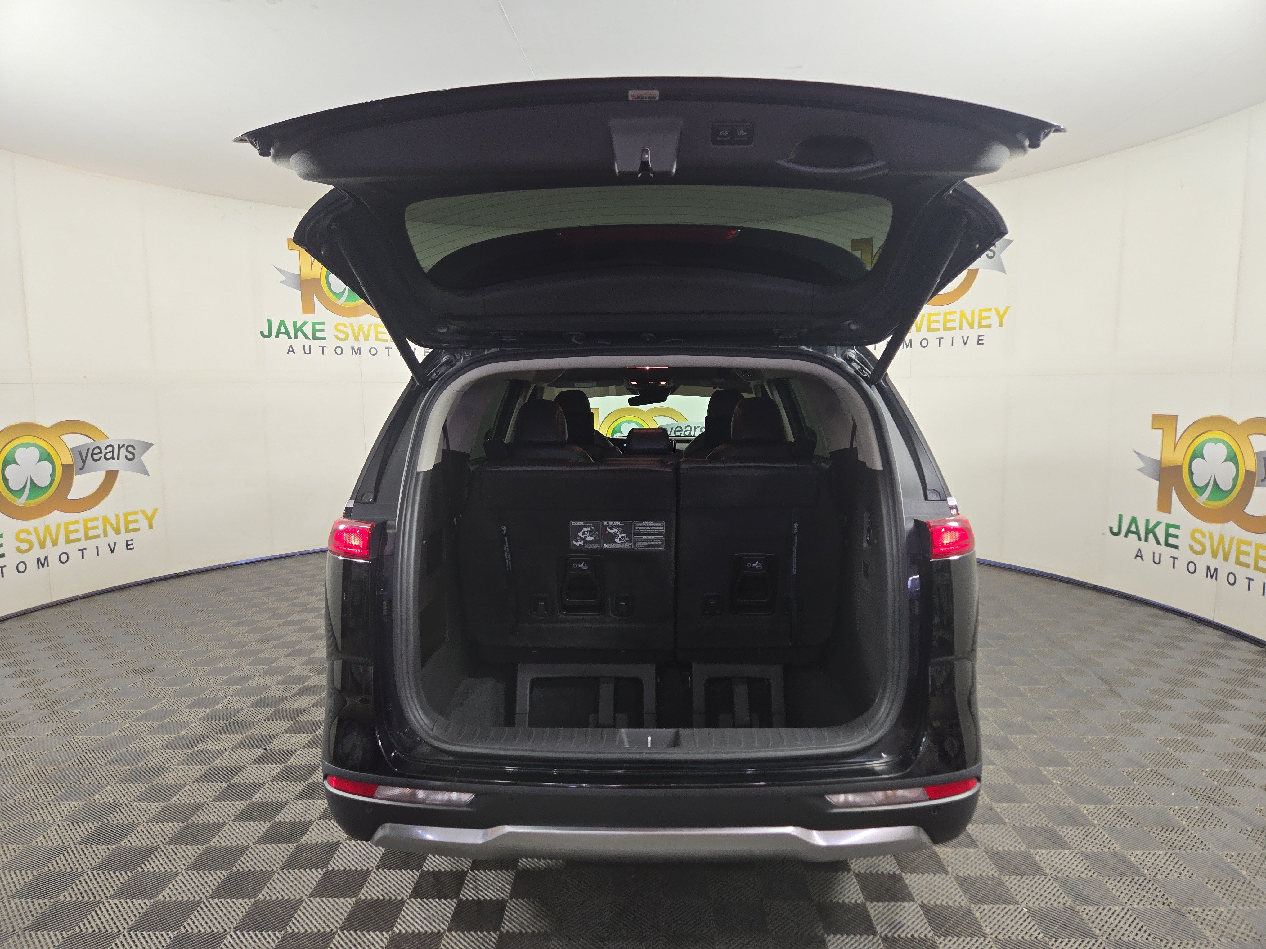 Used 2022 Kia Carnival SX FWD image 35