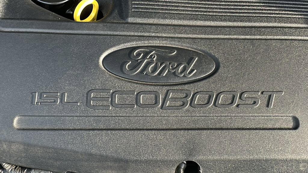 Used 2018 Ford Escape SE w/ SE Sport Appearance Package image 31