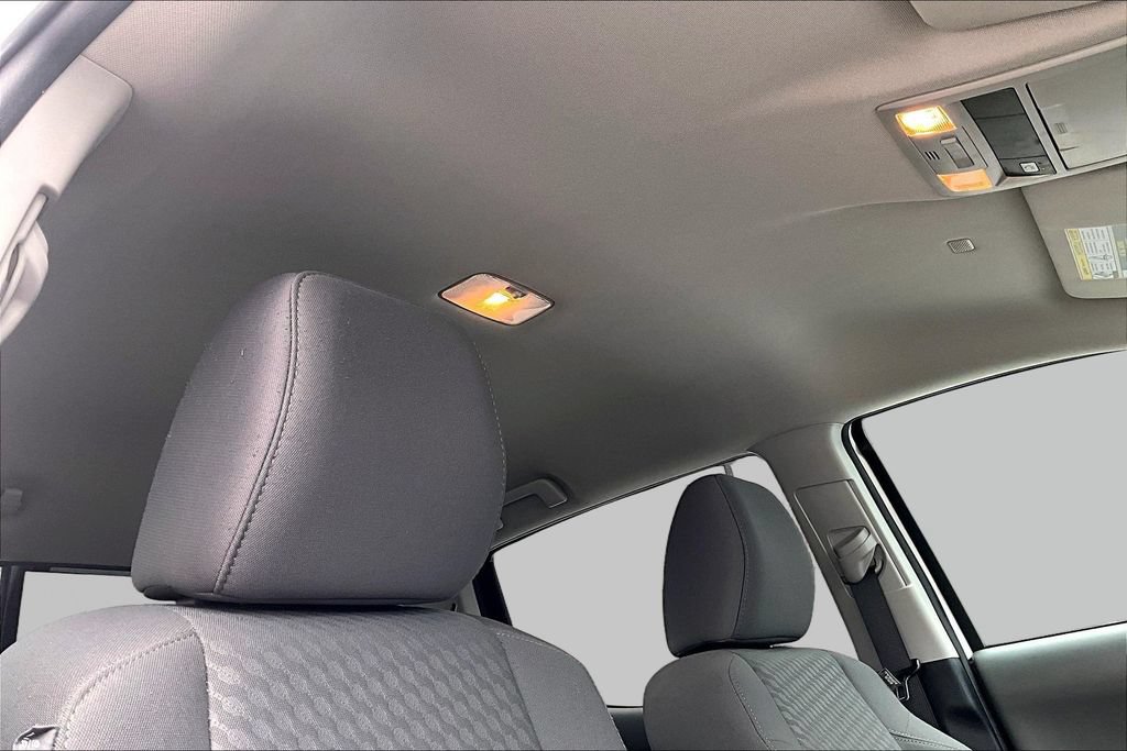 Certified 2023 Toyota Tacoma SR AWD/4WD image 31