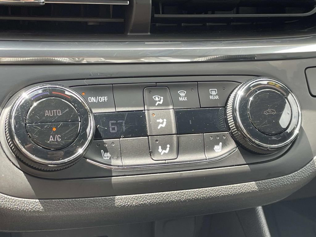 Used 2024 Buick Envista Preferred w/ Convenience I Package FWD image 19