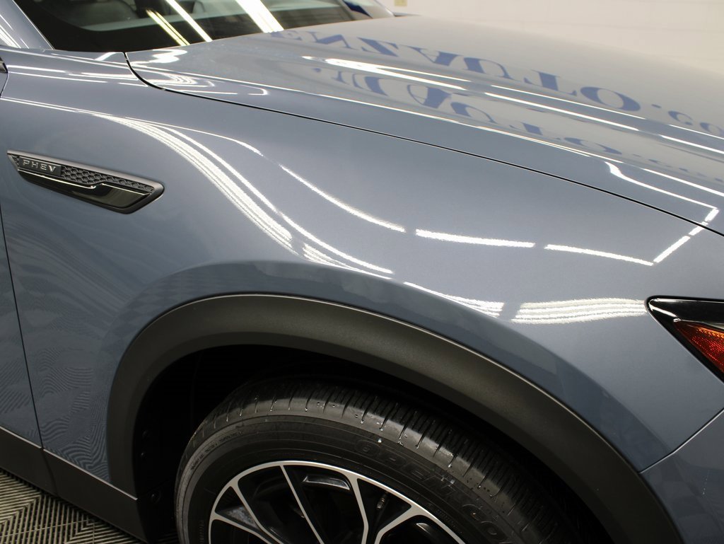 Used 2025 MAZDA CX-70 Plug-In Hybrid w/ Premium Pkg image 26