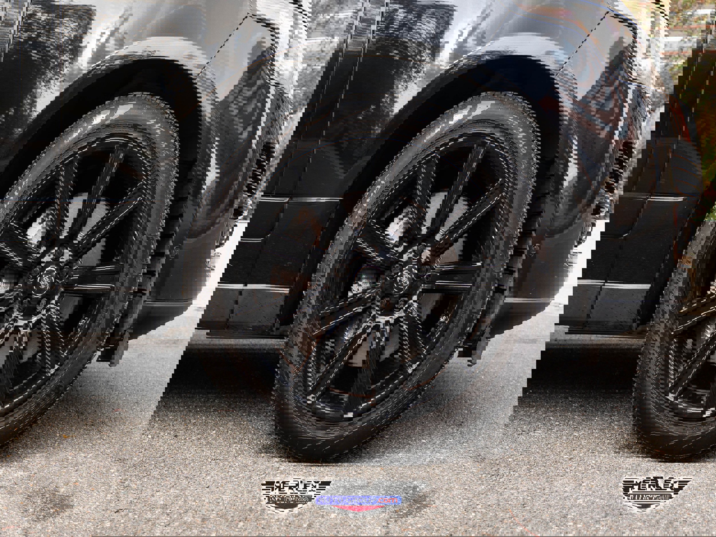 Used 2017 Land Rover Range Rover Supercharged image 10