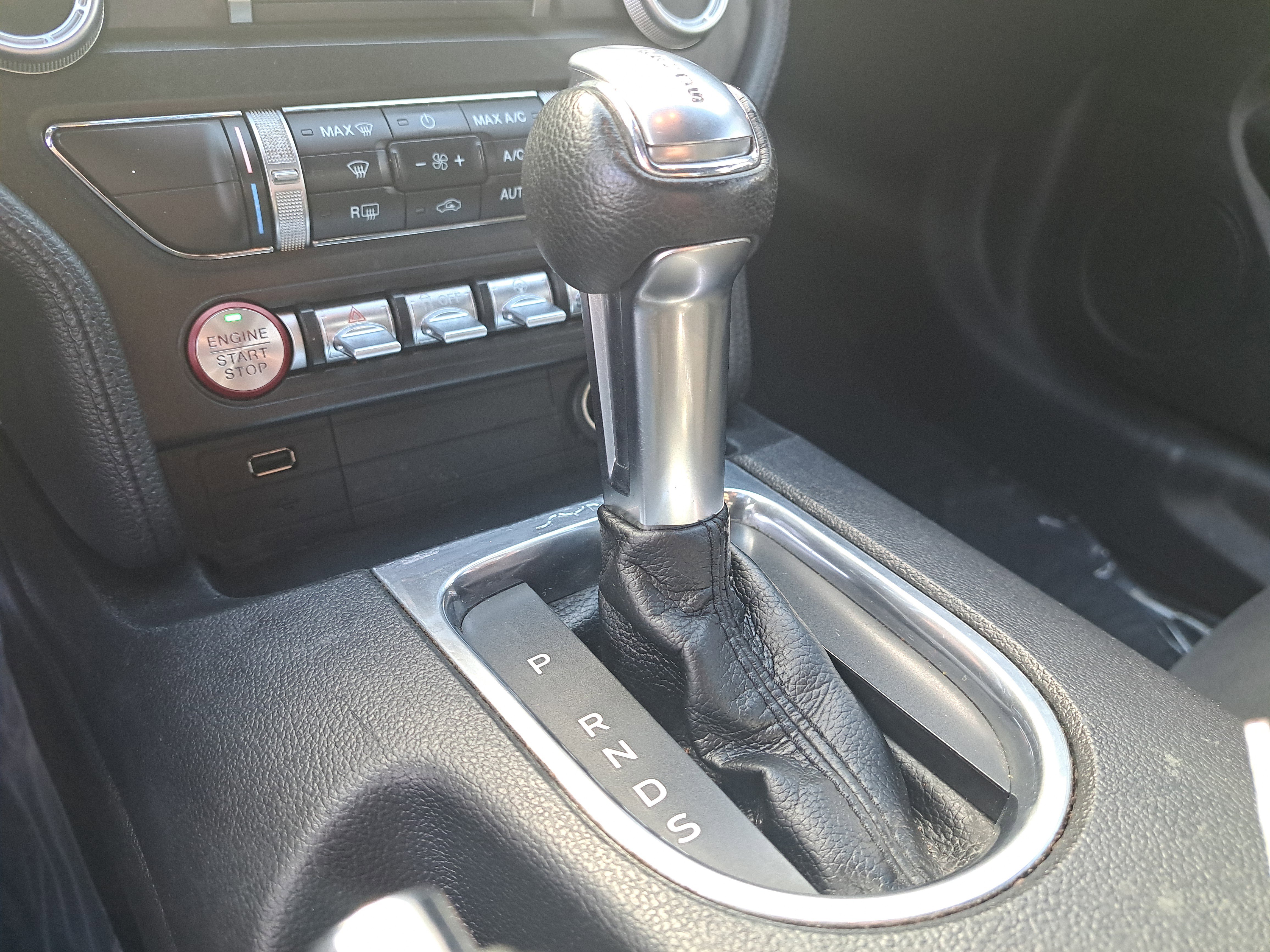 Used 2020 Ford Mustang EcoBoost w/ Equipment Group 101A image 28