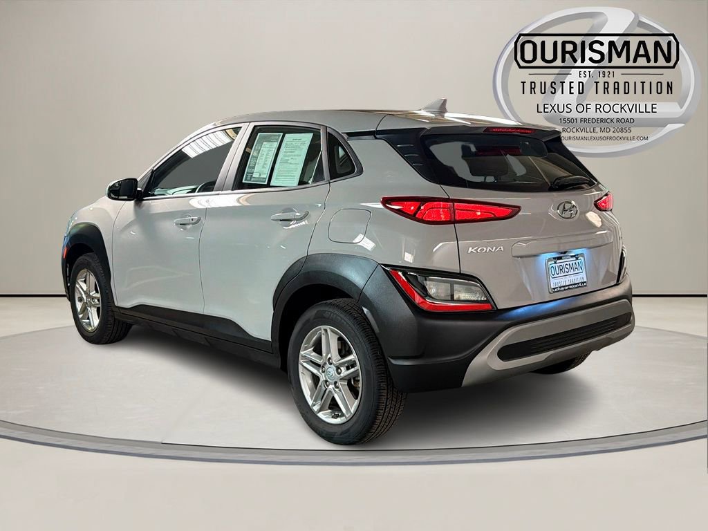 Used 2022 Hyundai Kona SE image 6