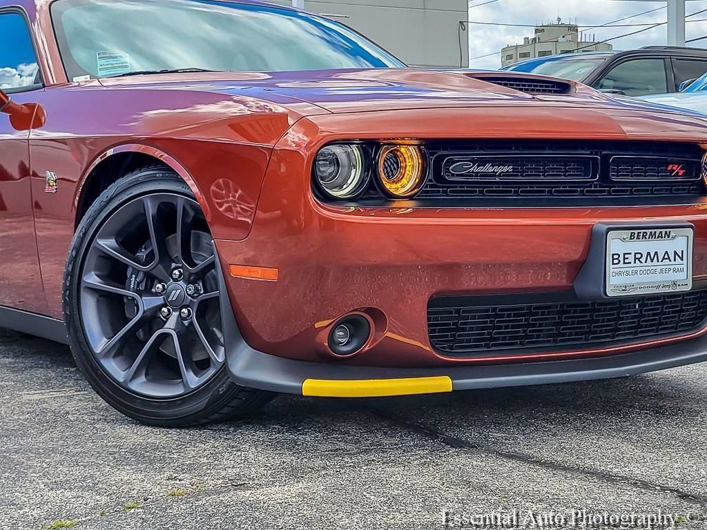 Certified 2023 Dodge Challenger R/T Scat Pack RWD image 4