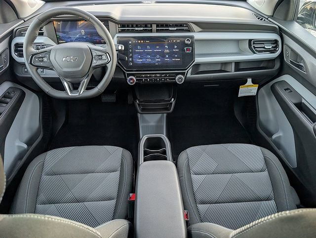 New 2027 Chevrolet Bolt LT w/ Comfort Package FWD image 15