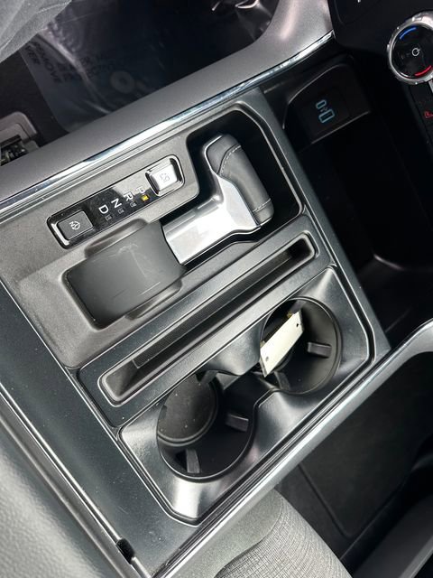 Used 2023 Ford F150 Lightning XLT image 38