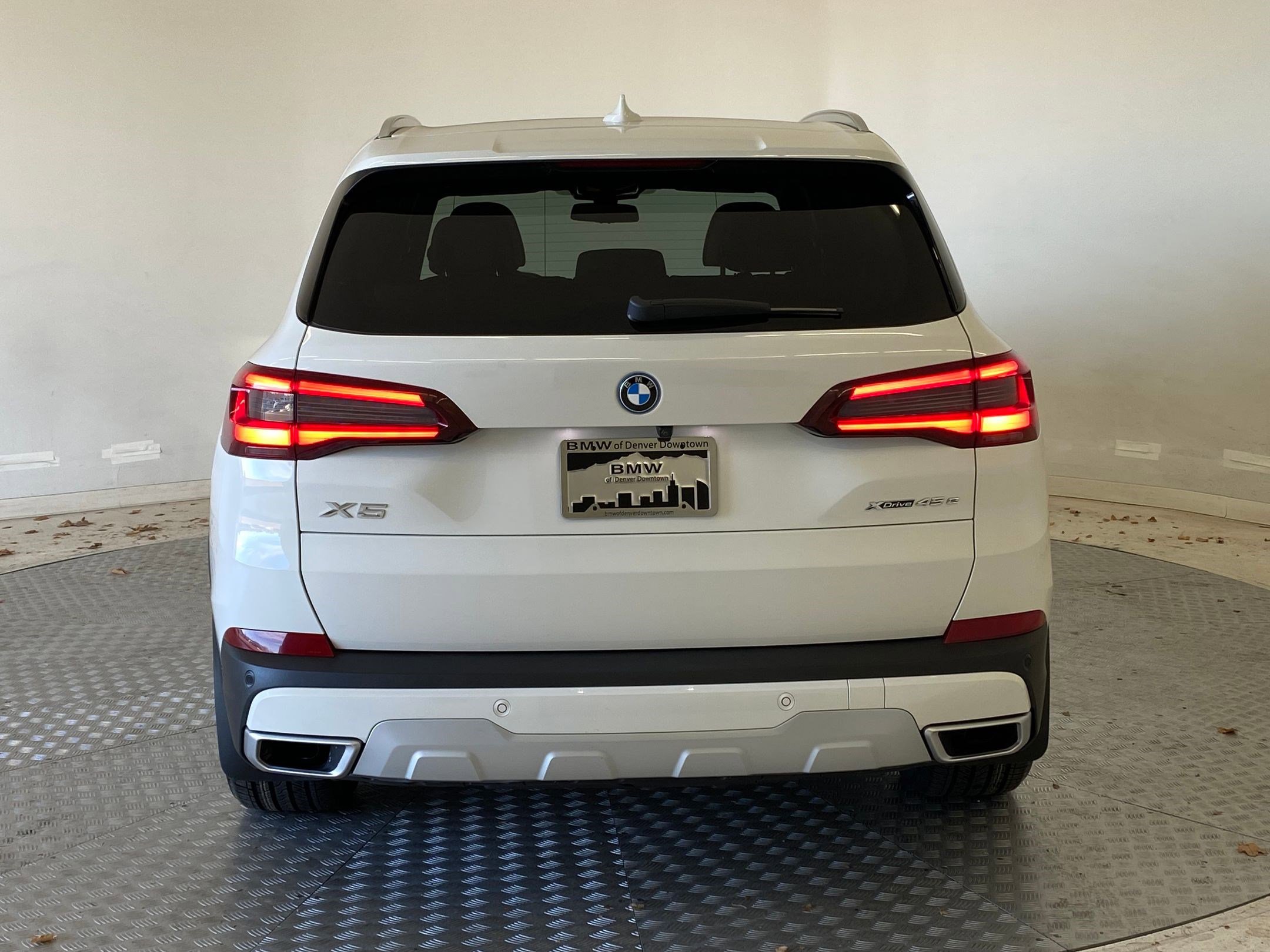 Certified 2022 BMW X5 xDrive45e image 9