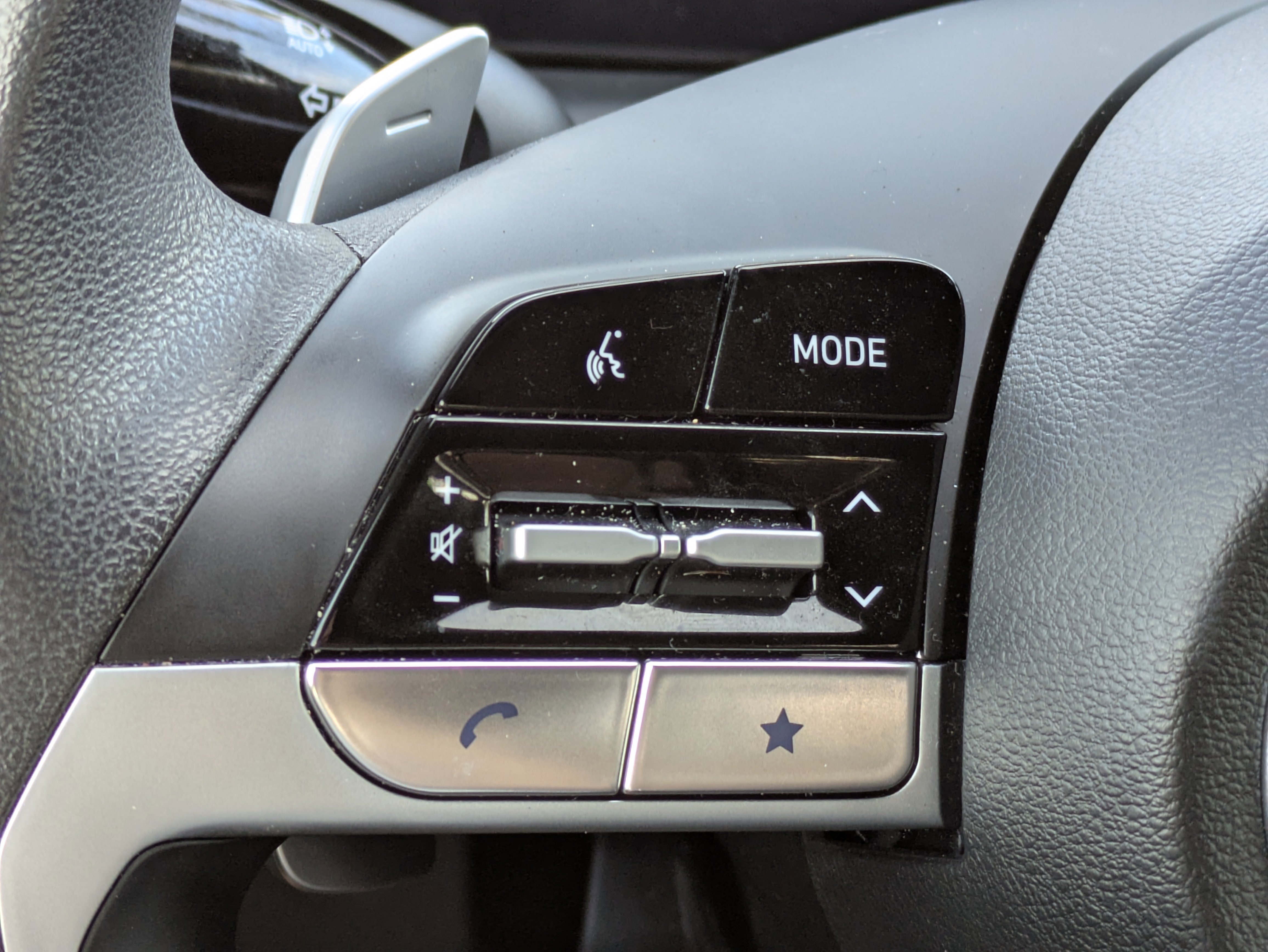 Used 2024 Hyundai Santa Cruz Night image 25