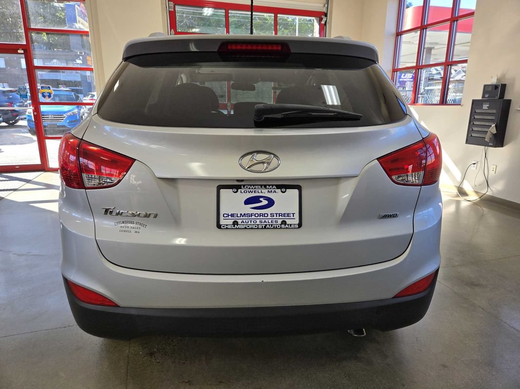 Used 2015 Hyundai Tucson SE AWD/4WD image 6