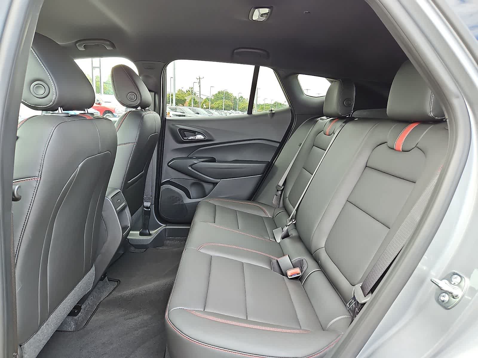 New 2026 Chevrolet Trax RS w/ Driver Confidence Package FWD image 8
