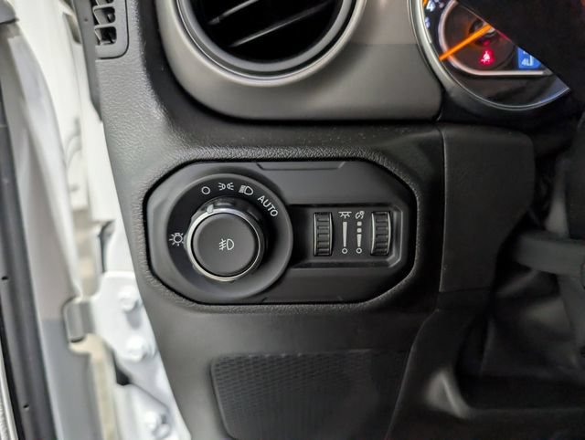 Used 2022 Jeep Wrangler Unlimited Sport AWD/4WD image 17