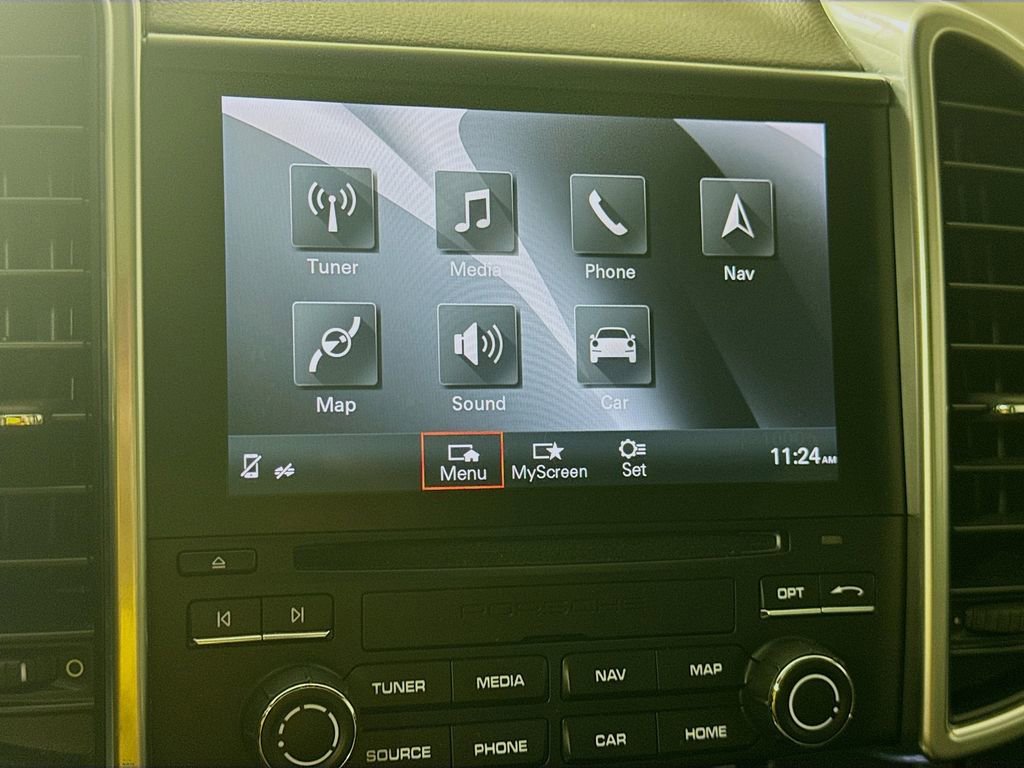 Used 2017 Porsche Cayenne S AWD/4WD image 17