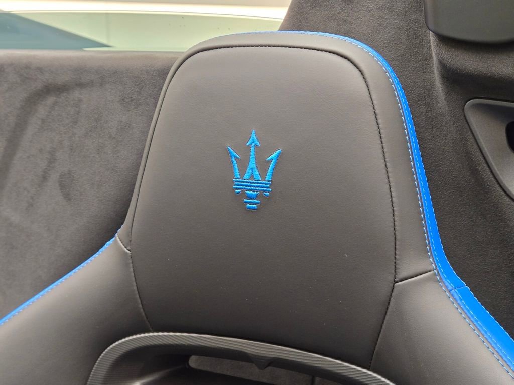 Used 2023 Maserati MC20 Spyder image 28