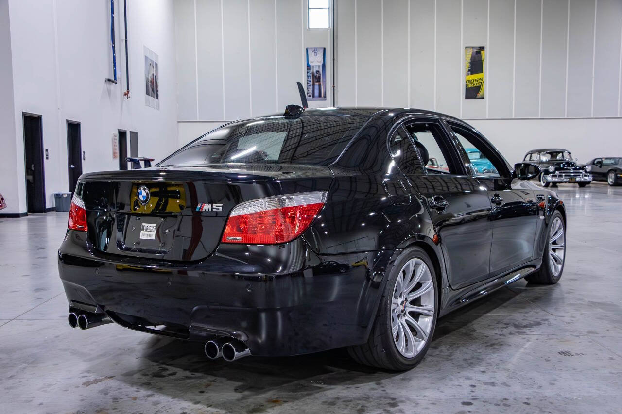 Used 2006 BMW M5 RWD image 6