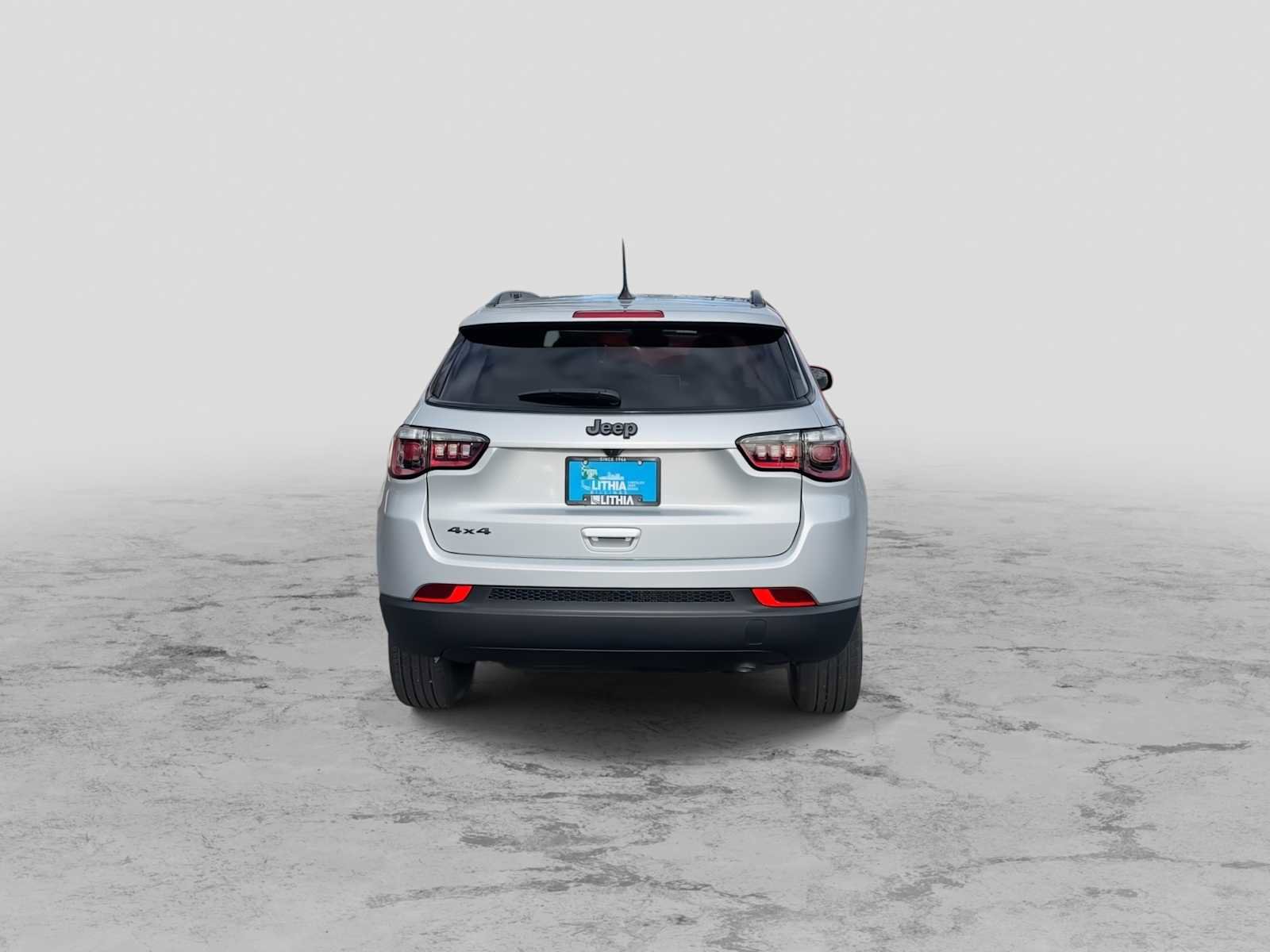 New 2026 Jeep Compass Latitude image 7