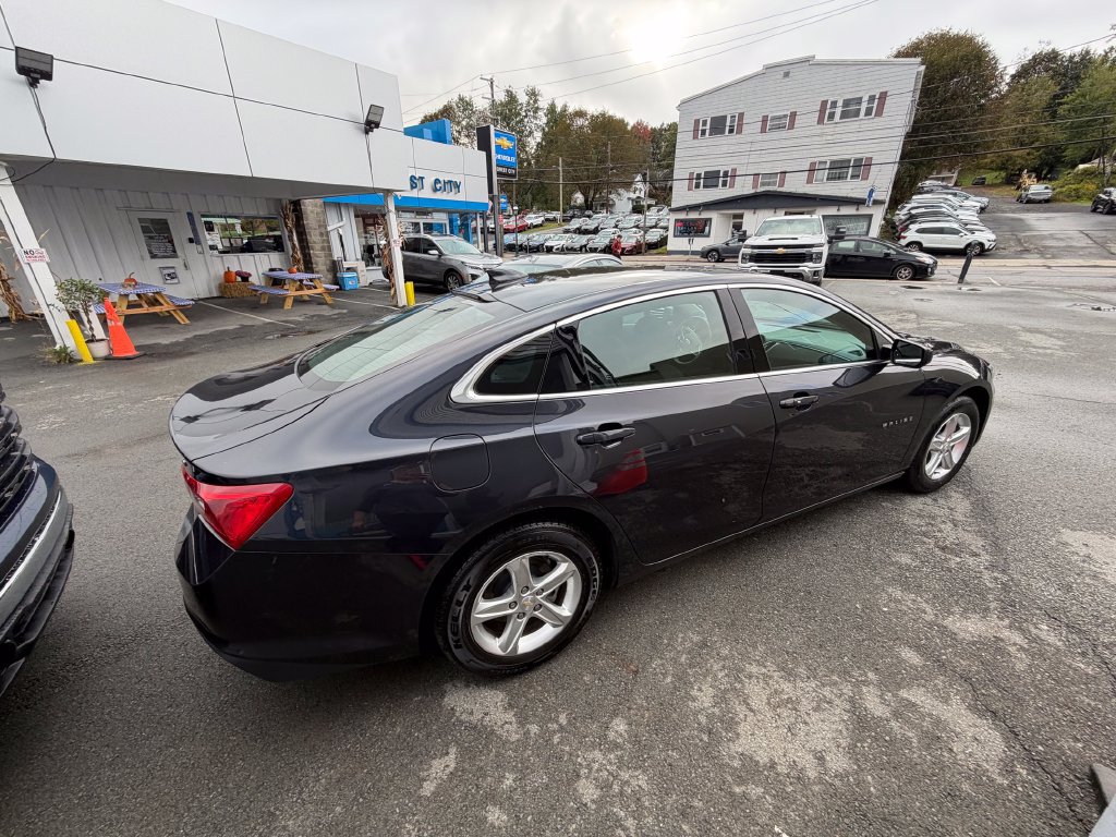 Used 2023 Chevrolet Malibu LT FWD image 6