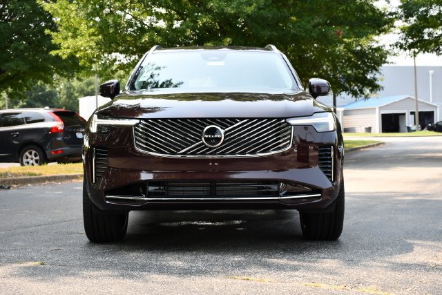 New 2026 Volvo XC90 T8 Ultra w/ Protection Package Premier AWD/4WD image 2