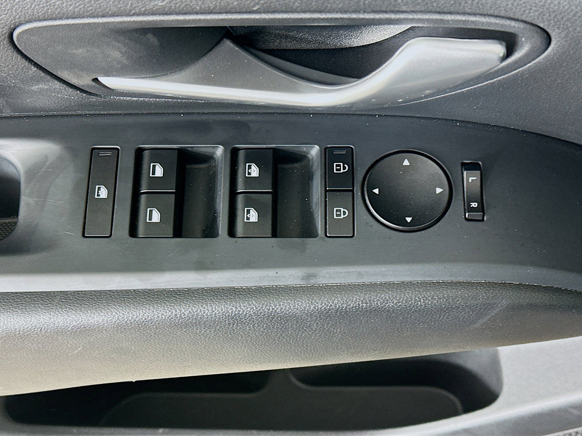 Used 2025 Hyundai Tucson SEL AWD/4WD image 15