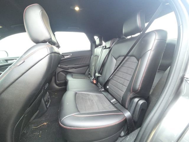 Used 2022 Ford Edge ST-Line w/ Class II Trailer Tow Package image 18