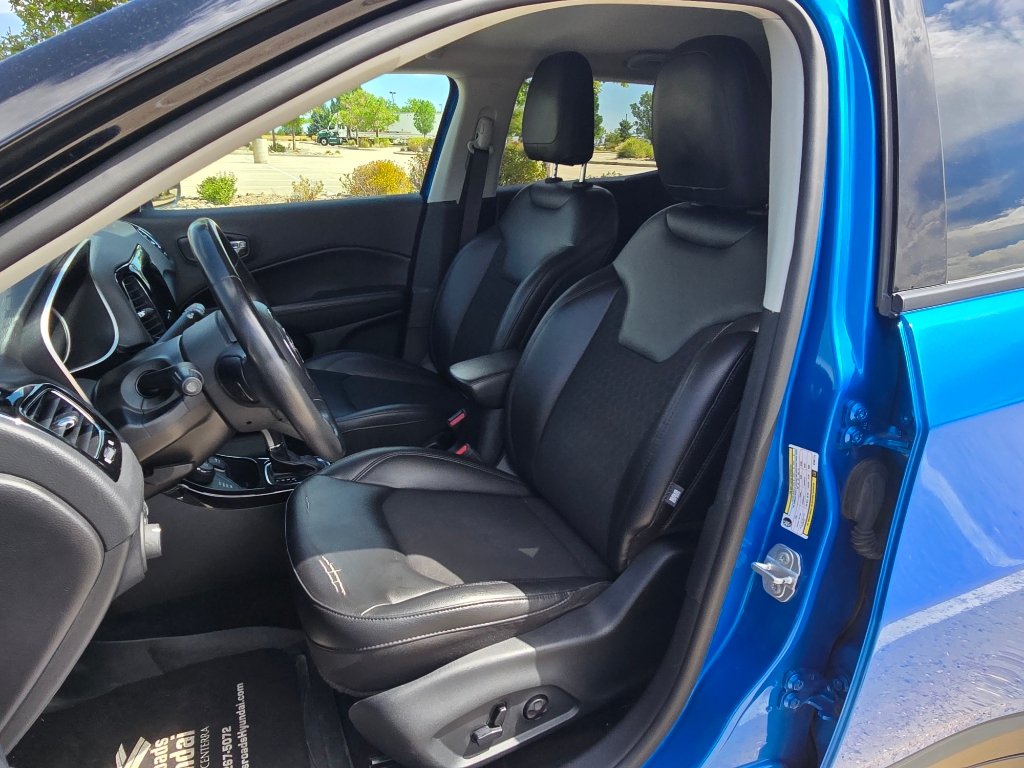 Used 2019 Jeep Compass Latitude AWD/4WD image 14