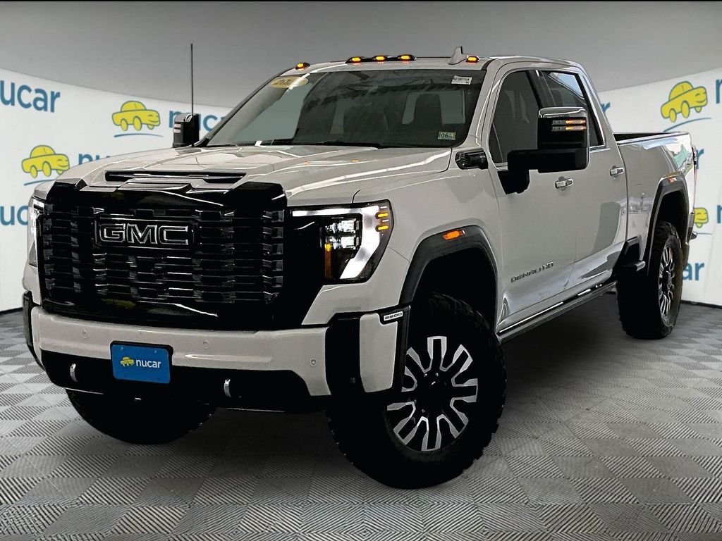 Used 2025 GMC Sierra 2500 Denali Ultimate AWD/4WD image 3