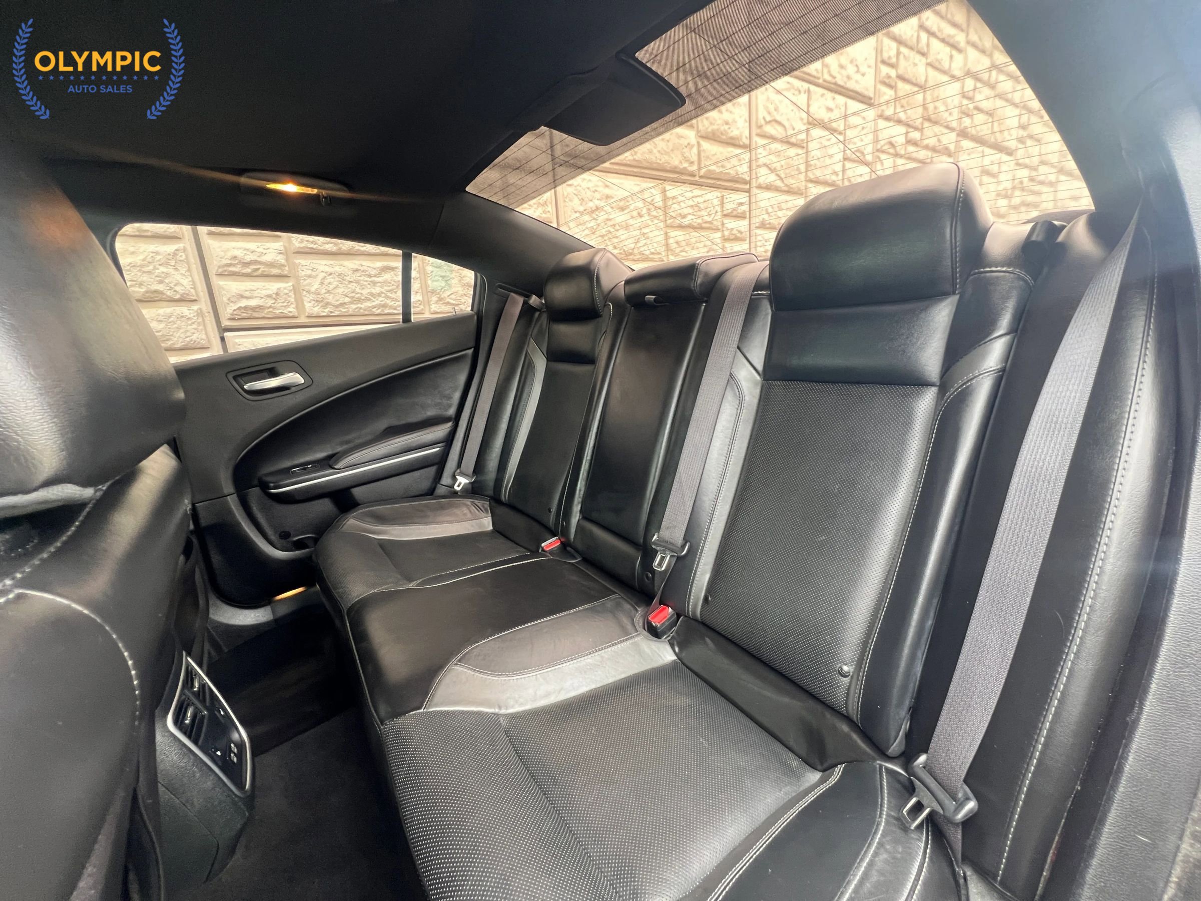 Used 2019 Dodge Charger SXT w/ Leather Interior Group image 41