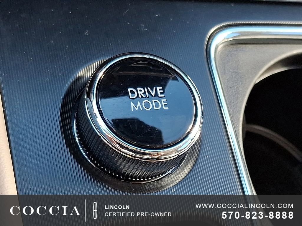 Certified 2024 Lincoln Corsair AWD image 26