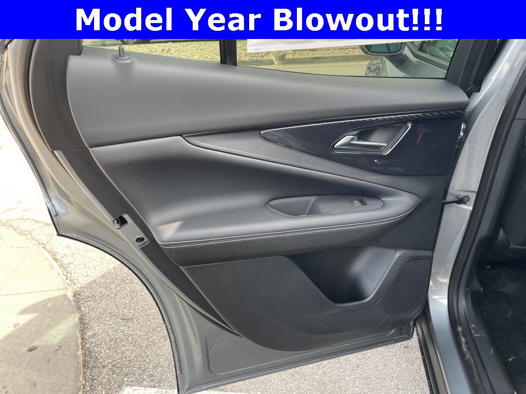 New 2024 Chevrolet Blazer EV LT image 31