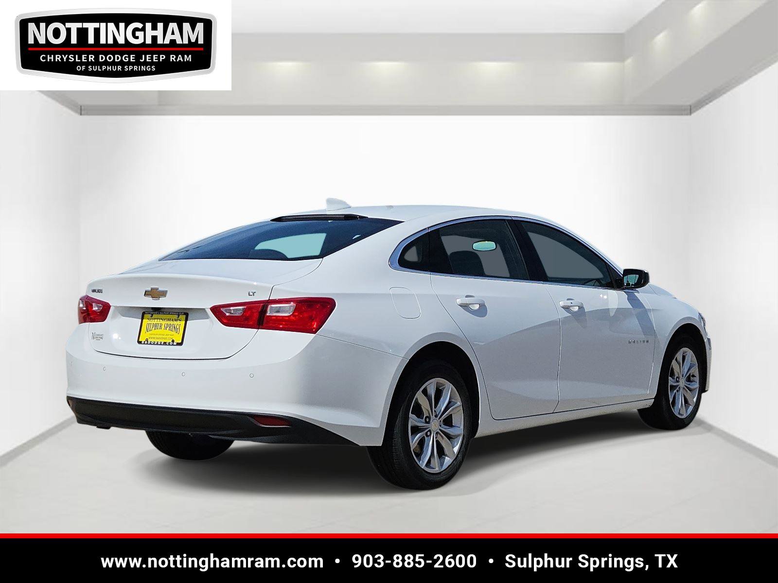 Used 2025 Chevrolet Malibu LT image 4